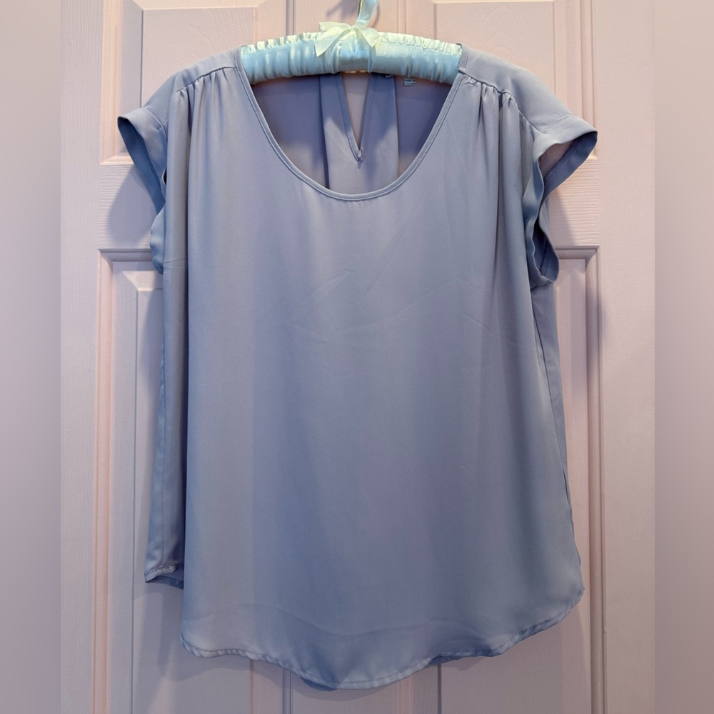 💜Women's Pink Rose Lavender Blouse Cap Sleeves size medium EUC